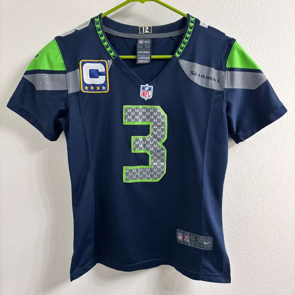 Authentic NFL Russell Wilson Seattle Seahawks Nike Vapor Limited Captain Jersey